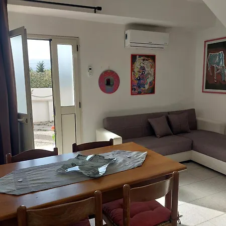 Casa Juanne Iun P2043 Apartament *